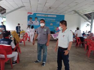 1300 Karyawan Socfindo Tanah Gambus Terima Vaksin Tahap 2