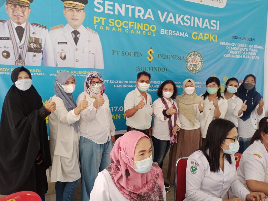 Istri Pengurus Kebun Socfindo Tanah Gambus Dukung Vaksinasi