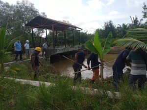 Socfindo Tanah Gambus Selesai Bersihkan Kanal Sungai Titi Merah Batubara