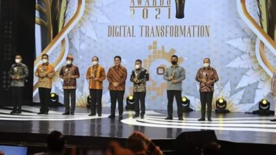 Bupati Batubara Terima Awards 2021 Bersama Pejabat Publik Pusat dan Daerah, Ini Daftarnya