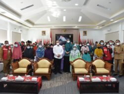 1.187 Orang Dapat Bansos Belajar Paket ABC dan 120 Lansia Diberi Sembako di Batubara