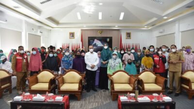 1.187 Orang Dapat Bansos Belajar Paket ABC dan 120 Lansia Diberi Sembako di Batubara