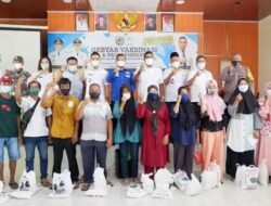 Pemkab, DPD KNPI-BPC HIPMI Gebyar Vaksin Labura Berbagi Sembako