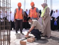 Sharing Motivation Santri PTAC Labura Bersama Erni Ariyanti Sitorus