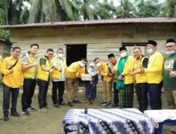 DPD Golkar Labura Bedah Rumah Nek Delima