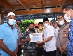 Bupati Serahkan Alkap ke Nelayan Batubara