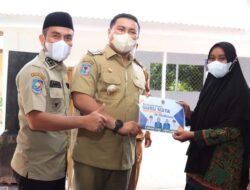 Penuhi Janji Kampanye, Bupati Salurkan Insentif 157 Guru MDTA Labura