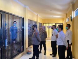 Laksanakan Tugas Sesuai SOP, Jangan Lengah, Cek Semua Tamu Keluar Masuk Komando