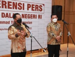 Mendagri: Pemerintah Tidak Mampu Menampung Seluruh Angkatan Kerja