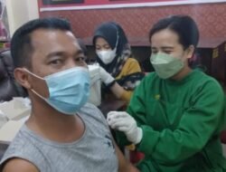 Vaksinasi Booster di Polsek Medan Baru