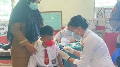 Wabup Terus Pantau Vaksinasi Anak di Labura