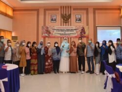 9 Perempuan, 1 Pria Perajin Kriya Batubara Magang di Yogyakarta