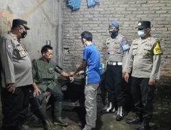 Polsek Medang Deras Terus Vaksinasi Door to Door