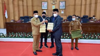 Paripurna 2 Ranperda dan LKPJ Bupati Batubara Tahun 2021