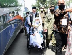 Calhaj Batubara Masuk Asrama Haji