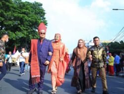 Bupati Labura Ikut Fashion Carnaval HUT Kota Medan Ke-432 Tahun