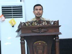 Wabup Labura Hadiri Paripurna Penyampaian Nota Pengantar RPD