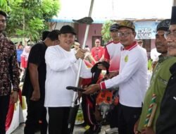 Rayakan BGR di Batubara, Bupati Serahkan Alat Kebersihan