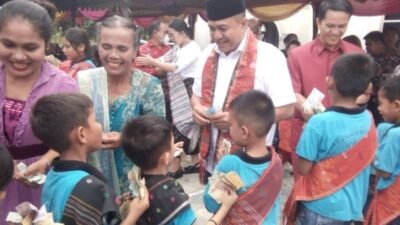 Bupati Zahir Hadir Pesta Pembangunan Rumah Dinas HKBP