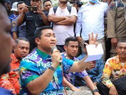 Temui Massa, Bupati: Kalau Disetujui Tahun 2023 Usulan 77 Milyar Jalan Kualuh Hilir -Kualuh Leidong