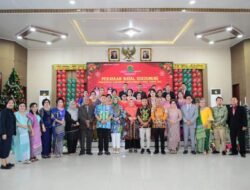 Bupati Ajak Masyarakat Ciptakan Persaudaraan dan Kerukunan di Natal Oikumene Labura