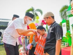 Buka STQ, Bupati Beri Santunan