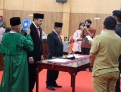 Dua Anggota DPRD Batubara Hasil PAW Dilantik