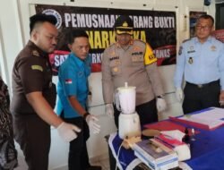 Polres Mura Blender 116,60 Gram Sabu dan 7,10 Gram Ekstasi