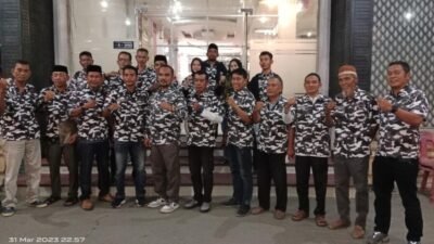 DPD Bapera Batubara Serahkan Tiga Mandat DPC