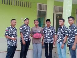 Bapera Datuk Lima Puluh Bagi Takjil di 10 Masjid