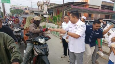 SMSI, JMSI dan Hipmi Batubara Kolaborasi Bagi Ratusan Takjil dan Bukber
