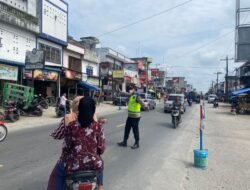 Polsek Indrapura Atur Lalulintas Pos Padat
