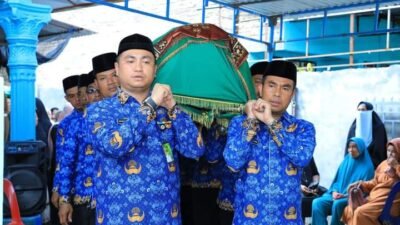 Bupati Labura Pelepasan Jenazah Lurah Aek Kanopan