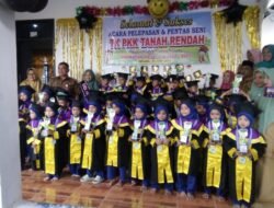 Pentas Seni Wisuda TK PKK Desa Tanah Rendah