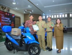 Bupati Serahkan 8 Unit Kendaraan Operasional Penyuluh KB Labura