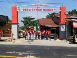 Gapura Selesai Dibangun, Warga Terimakasih ke Bupati