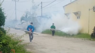 Dinkes PPKB Batubara Fogging 443 Rumah Warga