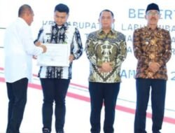 Kunker Gubsu Ke Labuhanbatu Raya, Bupati Hendriyanto Sitorus Terima Penghargaan