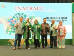 Bupati Labura Lihat Langsung Pameran Inacraft di Jakarta