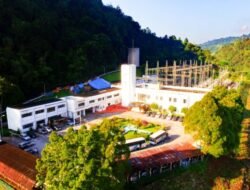 Inalum Unit Paritohan Terus Jaga dan Merawat Pesisir Toba