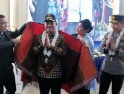 Hadiri Ibadah Syukuran Awal Tahun HKBP di Taput, Pj Gubsu Ajak Sukseskan Pemilu 2024