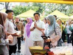 Pj Gubernur Buka Bazar Srikandi Ramadan Sumut