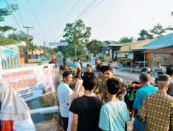 Pj Bupati Batubara Bagikan Takjil