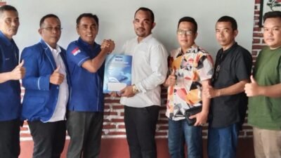 Ketua Bapera Ambil Formulir Pendaftara Calon Bupati Batubara