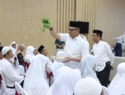 Pj Bupati Batubara Tepung Tawar 249 Jamaah Calhaj