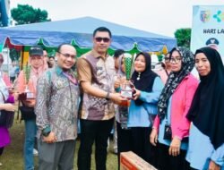 Pj Bupati Batubara Berbagi ke Lansia