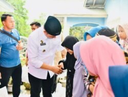 Bupati Doakan Panen Cabai Desa Lubuk Cuik Melimpah