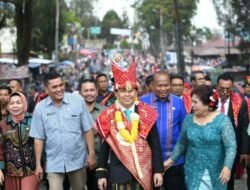 Pj Gubernur Sumut Harapkan Festival Bunga dan Buah Karo Jadi Internasional