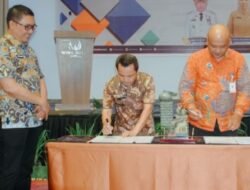 Penandatanganan Kartu Kredit Pemerintah Daerah Batubara dan Bank Sumut