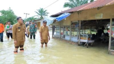 Pjs Bupati Labura Tinjau Lokasi Banjir Desa Ujung Padang